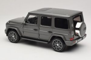 Mercedes G-Class W465 Classic Grey Norev 1:18 183035 Diecast — photo 5 of 6