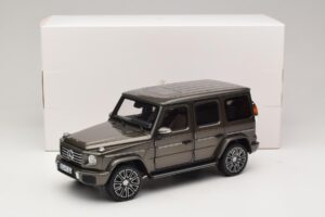 Mercedes G-Class W465 Indium Grey Norev 1:18 183036 Diecast — photo 6 of 6