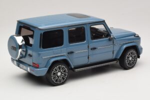 Mercedes G-Class W465 Vintage Blue Norev 1:18 183034 Diecast — photo 2 of 6