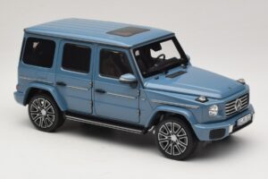 Mercedes G-Class W465 Vintage Blue Norev 1:18 183034 Diecast — photo 4 of 6