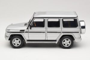 Mercedes G500 W463 LWB Dealer Edition Silver AUTOart 1:18 B66962142 Diecast — photo 4 of 8