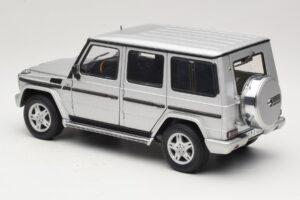 Mercedes G500 W463 LWB Dealer Edition Silver AUTOart 1:18 B66962142 Diecast — photo 7 of 8
