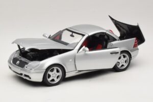 Mercedes SLK230 R170 AMG Roadster Silver UT Models 1:18 26152 Diecast — photo 2 of 8