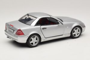 Mercedes SLK230 R170 AMG Roadster Silver UT Models 1:18 26152 Diecast — photo 3 of 8