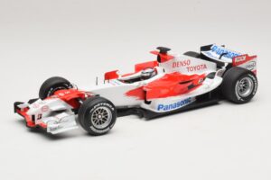Panasonic Toyota Racing TF106 #11 J. Trulli 2006 Minichamps 1:18 AM59558L Diecast