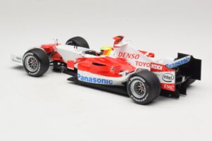 Panasonic Toyota Racing TF106 #12 R. Schumacher Presentation 2006 Minichamps 1:18 AM59553G Diecast — photo 5 of 6