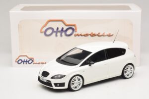 SEAT Leon Cupra R Mk2 White Otto 1:18 OT1332 Resin — photo 6 of 6