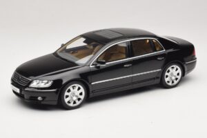 Volkswagen Phaeton 3D 6.0 W12 Black Otto 1:18 Volkswagen Phaeton 3D 6.0 W12 Black Otto 1:18 OT1266 Resin