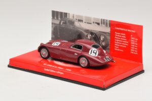 Alfa Romeo 8C 2900B #19 R. Sommer / C. Biondetti 24 Hours of Le Mans Winner 1938 Minichamps 1:43 403120473 Diecast — photo 3 of 4