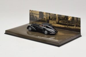 Alfa Romeo 8C 2900B Lungo Black Minichamps 1:43 436120421 Diecast — photo 3 of 5