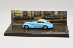 Alfa Romeo 8C 2900B Lungo Light Blue Minichamps 1:43 Alfa Romeo 8C 2900B Lungo Light Blue Minichamps 1:43 436120420 Diecast