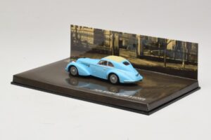 Alfa Romeo 8C 2900B Lungo Light Blue Minichamps 1:43 436120420 Diecast — photo 3 of 5