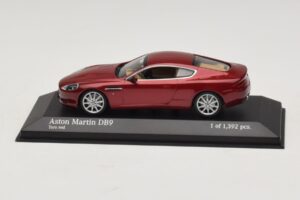 Aston Martin DB9 Red Metallic Minichamps 1:43 400137340 Diecast