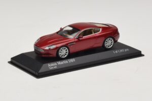 Aston Martin DB9 Red Metallic Minichamps 1:43 400137340 Diecast — photo 2 of 4