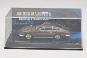 Aston Martin DBS On Her Majesty's Secret Service Minichamps 1:43 436137600 Diecast — photo 4 of 5