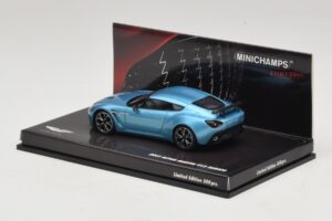 Aston Martin V12 Zagato Alba Blue Minichamps 1:43 437137222 Diecast — photo 3 of 5