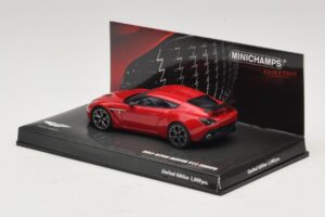Aston Martin V12 Zagato Red Minichamps 1:43 437137220 Diecast — photo 3 of 5