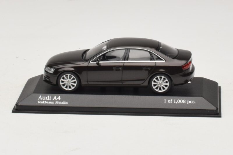 Audi A4 B8 Brown Metallic Minichamps 1:43 Audi A4 B8 Brown Metallic Minichamps 1:43 410011000 Diecast