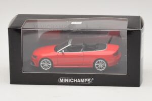 Audi RS5 B8 Cabriolet Red Minichamps 1:43 410011230 Diecast — photo 4 of 4