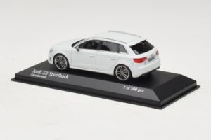 Audi S3 8V Sportback White Minichamps 1:43 437013010 Diecast — photo 3 of 4