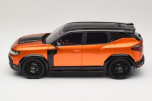 Dacia Duster Mk3 Redust Sport 4x2 Hybrid Metallic Orange Otto 1:18 OT1316 Resin — photo 3 of 6