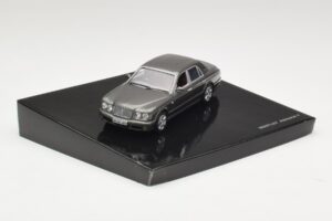 Bentley Arnage T Cypress Grey Minichamps 1:43 BL386 Diecast — photo 2 of 4
