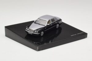 Bentley Arnage R Silver Minichamps 1:43 BL387 Diecast — photo 2 of 4