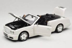 Bentley Azure Glacier White Replacement Box Minichamps 1:18 100139502-R1 Diecast — photo 2 of 8