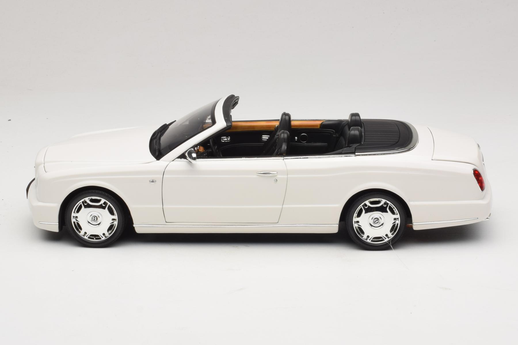 Minichamps Bentley Azure Glacier White Replacement Box