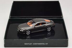 Bentley Continental GT Cypress Green Minichamps 1:43 BL312 Diecast — photo 4 of 4