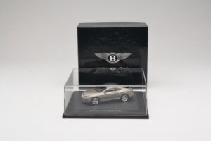 Bentley Continental GT Light Bronze Metallic Minichamps 1:43 BL834 Diecast — photo 4 of 4