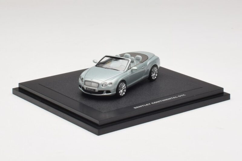 Bentley Continental GTC Light Grey Metallic Minichamps 1:43 BL907 Diecast