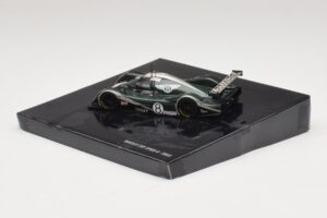 Bentley EXP Speed 8 LMP900 #8 A. Wallace / B. Leitzinger 24 Hours of Le Mans 2002 Minichamps 1:43 403021308 Diecast — photo 3 of 4
