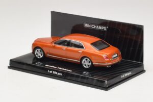 Bentley Mulsanne Orange Metallic Minichamps 1:43 436139902 Diecast — photo 3 of 4