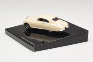 Bentley R-Type Continental Ivory Minichamps 1:43 BL426 Diecast — photo 3 of 4