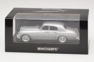 Bentley S1 Continental Silver Minichamps 1:43 436139552 Diecast — photo 4 of 4