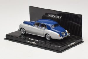 Bentley S2 Silver Blue Minichamps 1:43 436139950 Diecast — photo 3 of 4