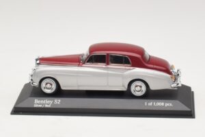 Bentley S2 Silver Red Minichamps 1:43 403139953 Diecast