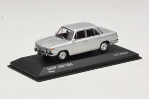BMW 1800 TI/SA Silver Minichamps 1:43 400025100 Diecast — photo 2 of 4