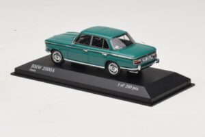 BMW 2000A Green Minichamps 1:43 437023001 Diecast — photo 3 of 4
