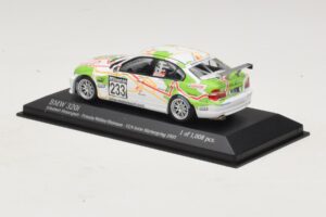 BMW 320i E46 #233 A. Priaulx / J. Muller Schubert Motorsport VLN Nurburgring 2005 Minichamps 1:43 400052433 Diecast — photo 3 of 4
