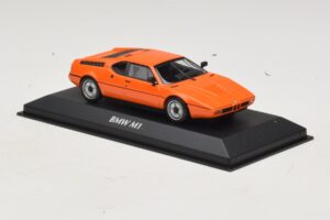 BMW M1 Orange Maxichamps 1:43 940025020 Diecast — photo 3 of 4