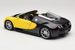 Bugatti Veyron Grand Sport Black Lemon Minichamps 1:18 100110831 Diecast — photo 7 of 8
