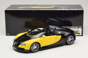 Bugatti Veyron Grand Sport Black Lemon Minichamps 1:18 100110831 Diecast — photo 8 of 8
