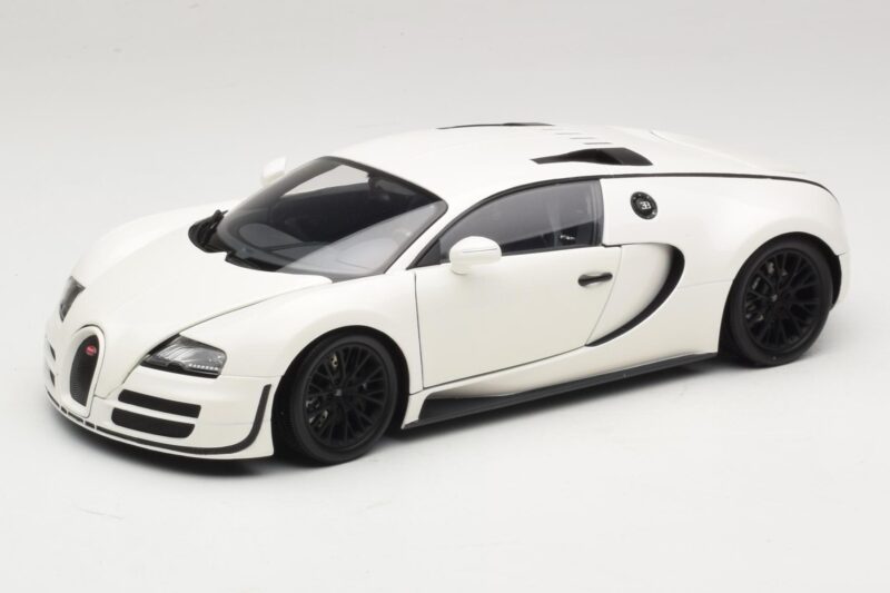 Bugatti Veyron Super Sport White Minichamps 1:18 100110844 Diecast