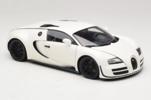 Bugatti Veyron Super Sport White Minichamps 1:18 100110844 Diecast — photo 6 of 8