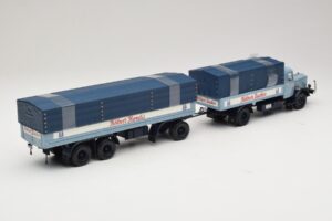 Bussing 8000S13 Pritschenzug Kölner Zucker Minichamps 1:43 499079920 Diecast — photo 2 of 5