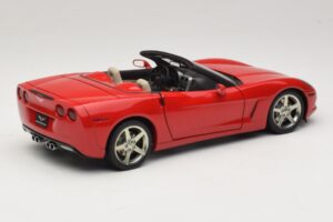 Chevrolet Corvette C6 Convertible Red AUTOart 1:18 71221 Diecast — photo 3 of 8