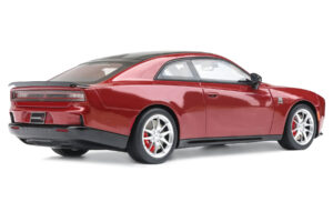 Dodge Charger Daytona Scat Pack Redeye Red GT Spirit 1:18 GT585 Resin — photo 2 of 5