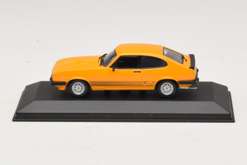 Ford Capri II Signal Orange Minichamps 1:43 400081201 Diecast